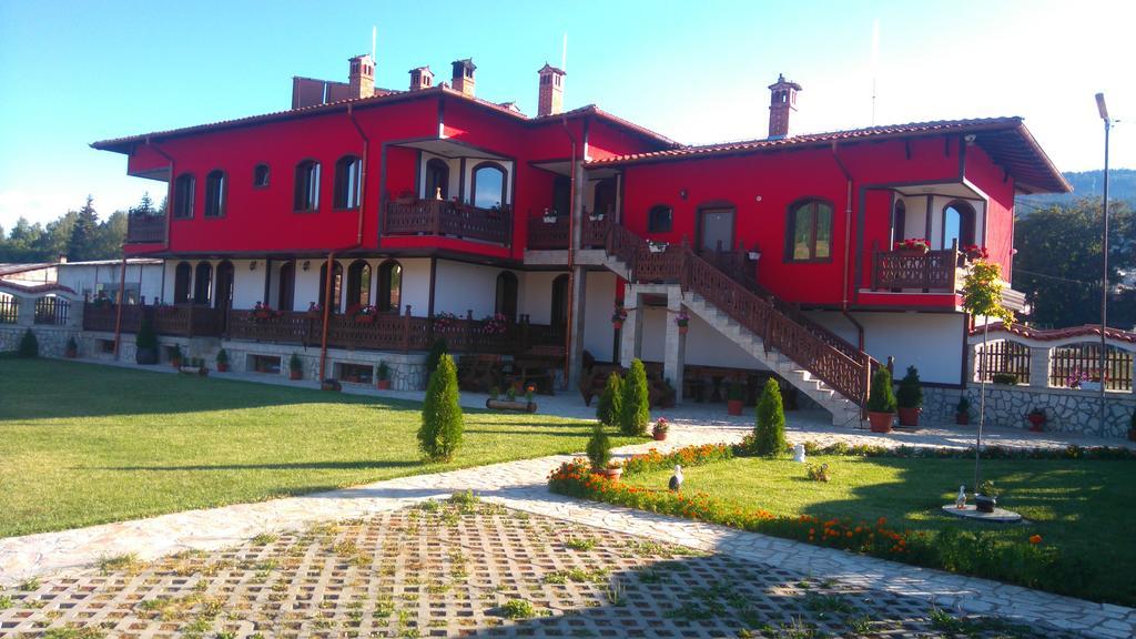 Guest House H Dzhogolanov Koprivsjtitsa Exteriör bild